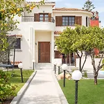 Hriska Luxury Villa