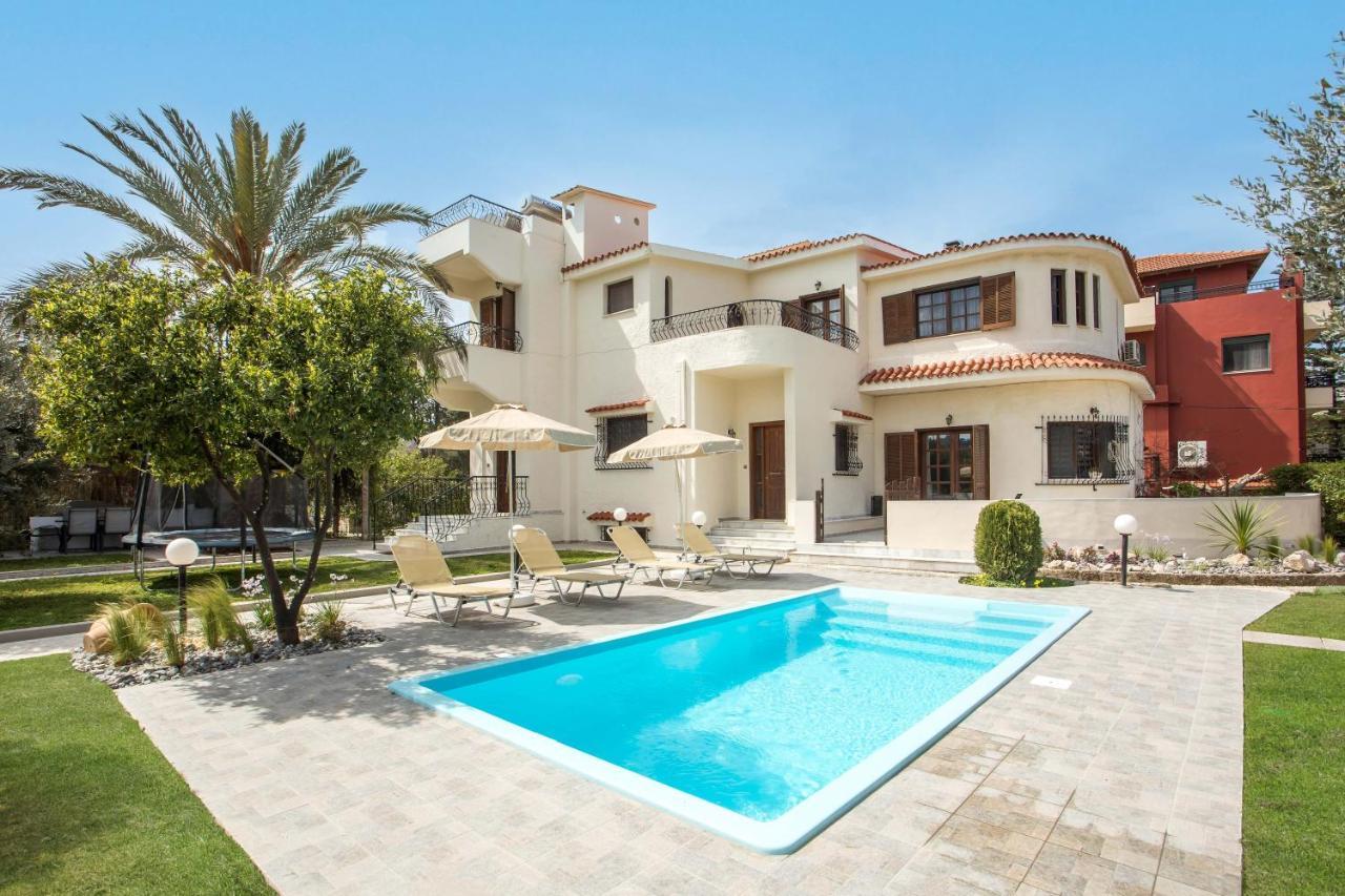 Hriska Luxury * Ixia (Rhodes)