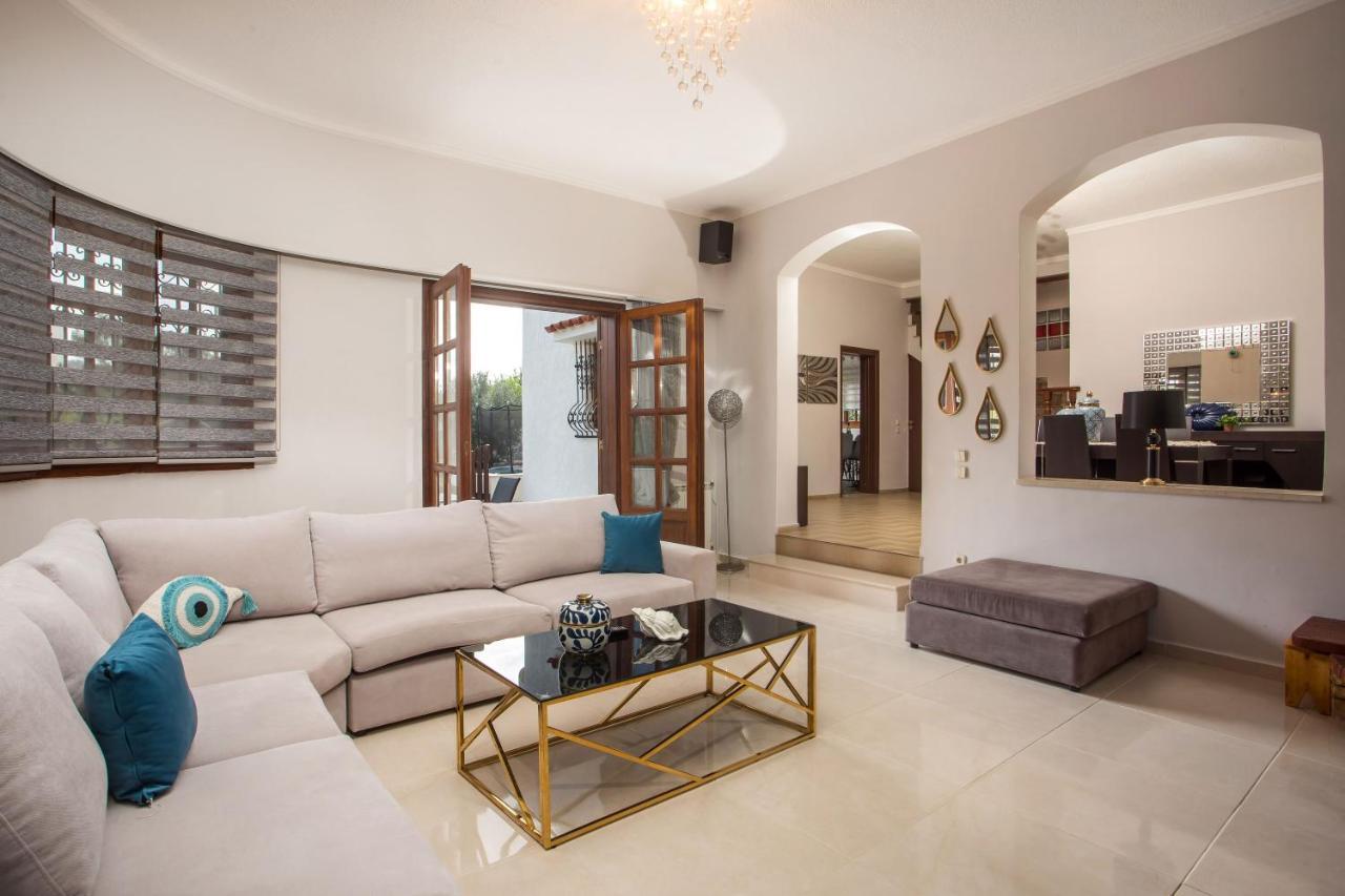 Hriska Luxury *
